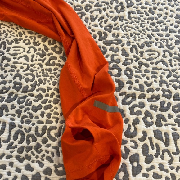 🔥Nike Dry-Fit men’s 1/2 Zip Running orange top🔥 - Picture 4 of 5